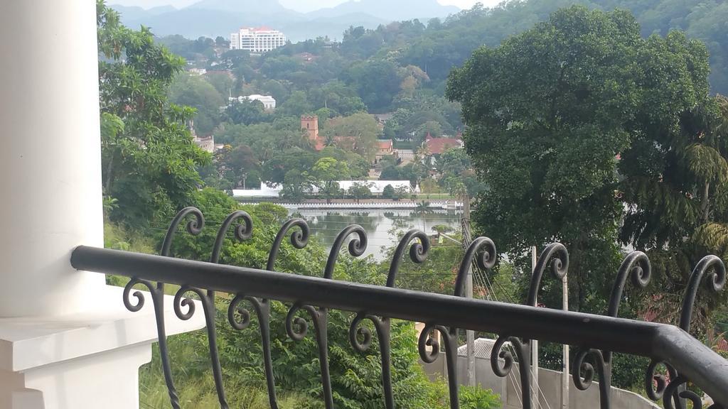 36 Bed & Breakfast Kandy Eksteriør bilde